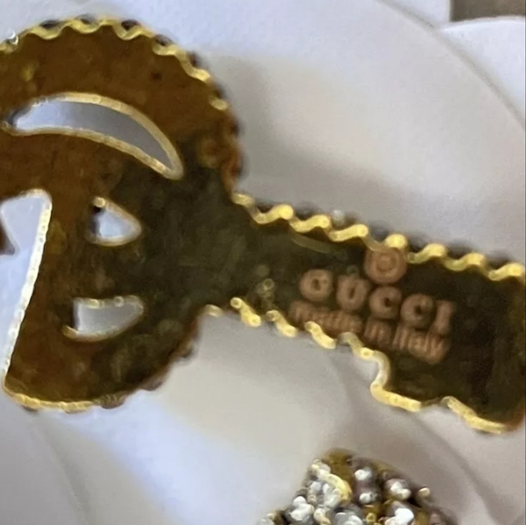 Gucci GG Button Crystal Rhinestone Zipper Pull Gold Key Shape 1pc 30mm X 15mm - Picture 5 of 5